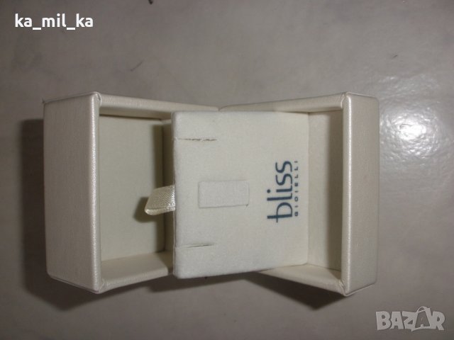 Кутия за бижутерия - Blis, снимка 5 - Бижутерийни комплекти - 36976201