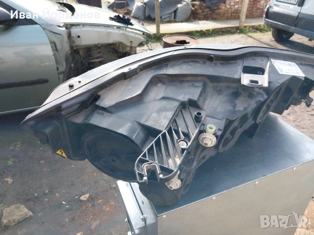 Ляв фар за Audi a6 c7 , снимка 3 - Части - 53219206