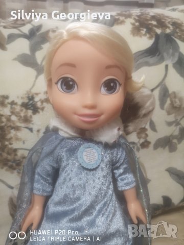 Нова Кукла Елза пееща 