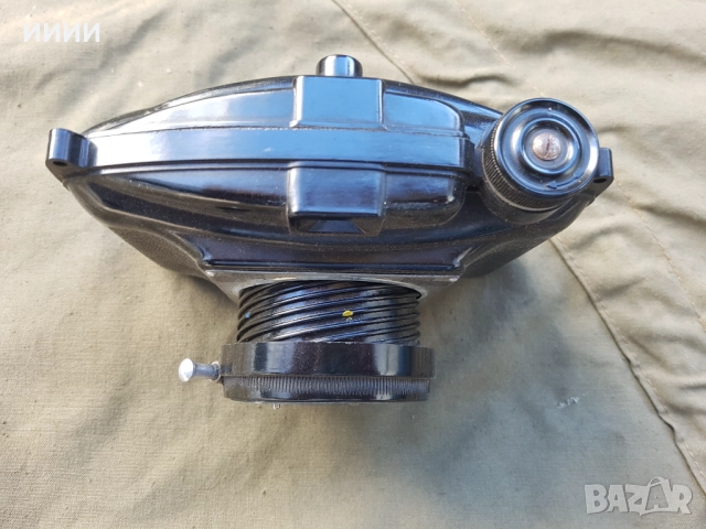 Бакелитов фотоапарат, снимка 2 - Антикварни и старинни предмети - 52278402