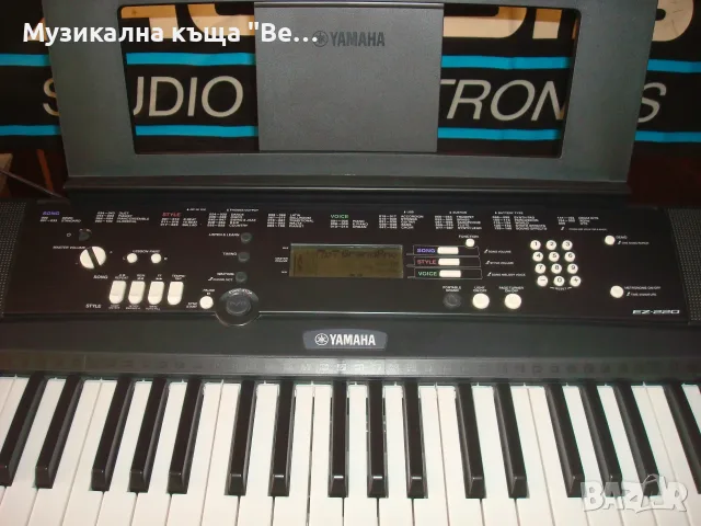 Синтезатор Yamaha EZ-220 със стойка, снимка 6 - Синтезатори - 56328400