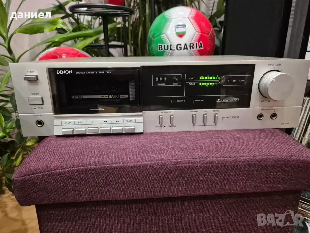 Работещ касетен дек DENON DR-170 от 1983 г. с много добър външен вид, без липси и счупвания+подарък