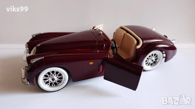 Bburago Jaguar XK 120 Roadster 1951 - Мащаб 1:24, снимка 3 - Колекции - 53283321