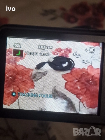 sony cyber shot dsc w710, снимка 2 - Фотоапарати - 51634821