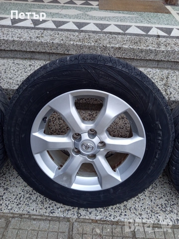 Оригинални алуминиеви джанти от рав 4 2012г. 17 цолови , снимка 6 - Автомобили и джипове - 50907919