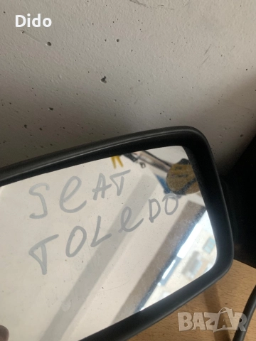 Огледало за шофьорската стран за Сеат Толедо 