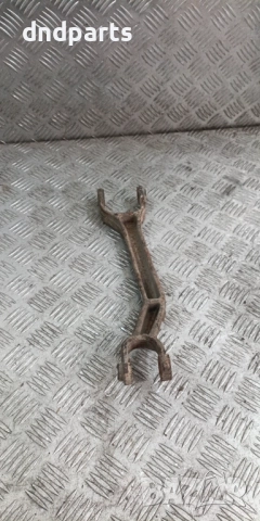 Носач Volvo XC90 2005г.(заден десен) DE3	