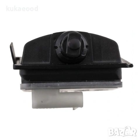 Моторче за заключване на резервоар за Mercedes A-Class W177, снимка 3 - Части - 54054455