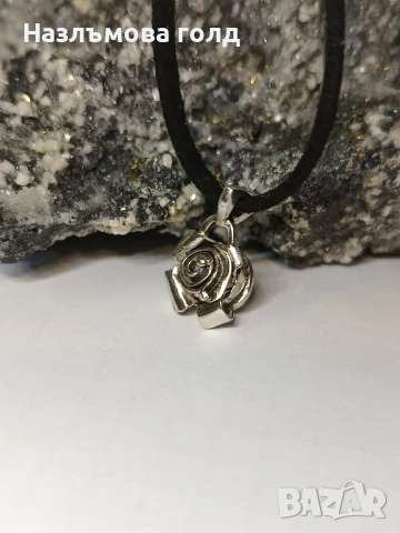 Сребърен медальон ръчна изработка Роза , снимка 6 - Колиета, медальони, синджири - 51320356