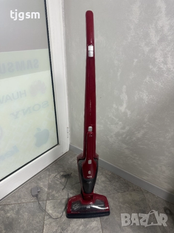 Вертикална прахосмукачка 3 в 1 AEG CX7 X-Flexibility