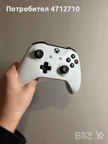 Оригинален Безжичен Контролер за Xbox One / PC – Бял (Robot White), снимка 2 - Аксесоари - 54010226