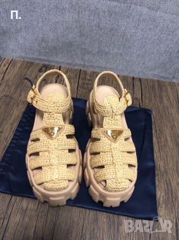 Prada сандали 37 номер , снимка 4 - Сандали - 50939573