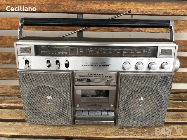 Радиокасетофон Telefinken cr-30, снимка 2 - Радиокасетофони, транзистори - 54149341