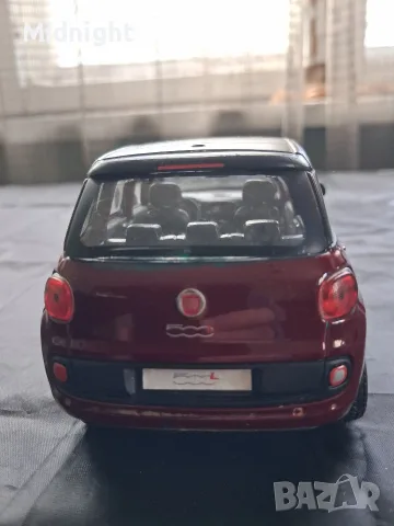 Fiat 500L . 1:24, снимка 2 - Колекции - 56223354