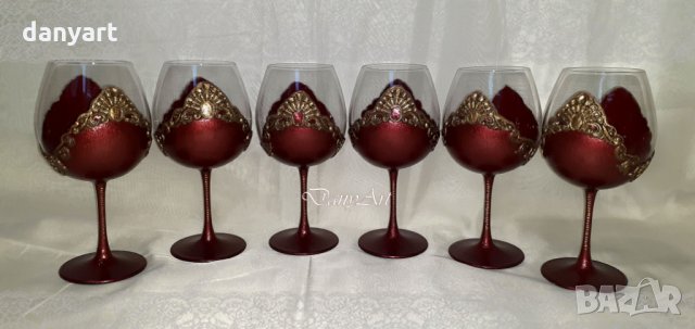 Комплект чаши за вино