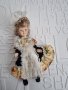 Порцеланова кукла с стойка , снимка 3