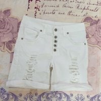 Нови къси бели дънки , снимка 1 - Къси панталони и бермуди - 29433022