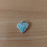 Сребърна висулка сърце , снимка 1 - Колиета, медальони, синджири - 34106680