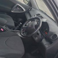 Toyota RAV 4, снимка 16 - Автомобили и джипове - 44177977