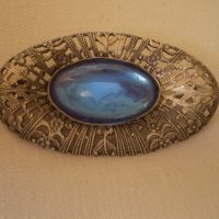 брошка Чешко стъкло с цвет синьо и филигранн 1920г , снимка 4 - Антикварни и старинни предмети - 38686508