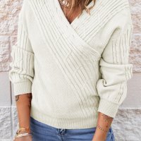 Дамски пуловер в бяло, снимка 2 - Блузи с дълъг ръкав и пуловери - 42781565