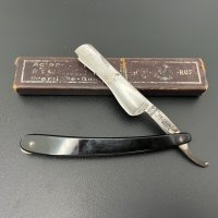 Френски бръснач с кутийка. №5073, снимка 1 - Антикварни и старинни предмети - 44272144