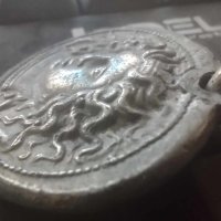 Медальон с много рядка монета на Сиракуза, снимка 4 - Нумизматика и бонистика - 42804797