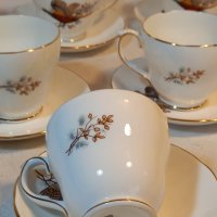Шест двойни сета за чай английски фин костен порцелан , снимка 5 - Чаши - 40409406