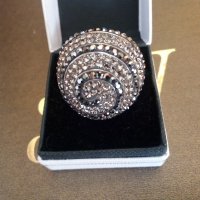 Уникален огромен сребърен пръстен със Сваровски кристали , снимка 2 - Пръстени - 30538197