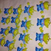 disney toys  4-5 см - 22 броя , снимка 13 - Фигурки - 37880344