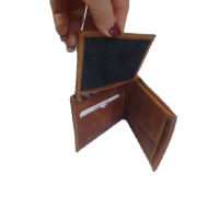 Мъжко портмоне в кафяв цвят от естествена кожа , снимка 3 - Портфейли, портмонета - 44534995