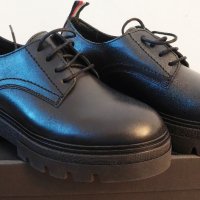 Оксфордки Tommy Hilfiger Leather LAce Up Shoe 37ми номер 23.5см стелка FW0FW06780 Black чисто нови, снимка 8 - Дамски ежедневни обувки - 42917617