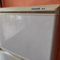 Хладилник с фризер Снайг 190 литра, снимка 3 - Хладилници - 37821416