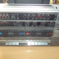 Продавам SHARP GF 560 Z, снимка 1 - Радиокасетофони, транзистори - 42726603