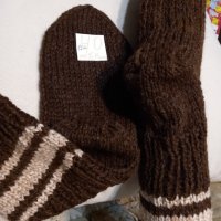 Ръчно плетени чорапи от вълна размер 40, снимка 2 - Мъжки чорапи - 39663273