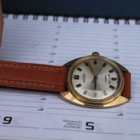 СССР часовник ''Восток'' 17 камъка , снимка 3 - Антикварни и старинни предмети - 40350195