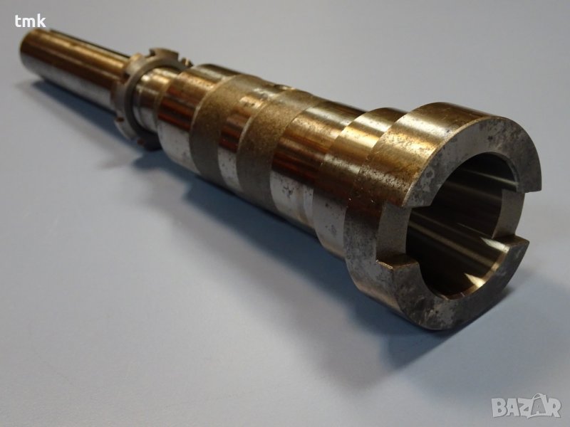 Вертикален шпиндел за фреза L-315 стандарт ISO 40, снимка 1