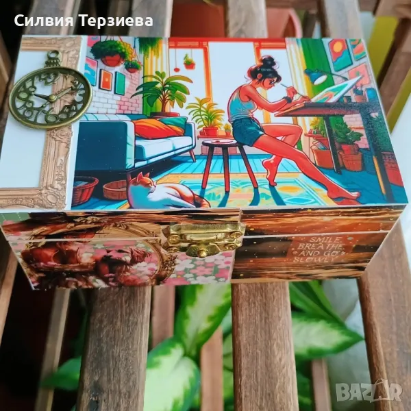 Ръчно изработена дървена кутия с вътрешна декорация , снимка 1