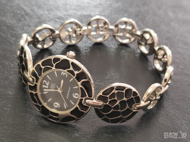 Q&Q / Дамски Часовник / Гривна, снимка 1