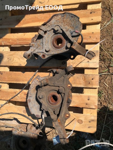 Преден ляв шенкел с главина Киа Карнивал Карнавал шенкелглавина Kia carnival III, снимка 1