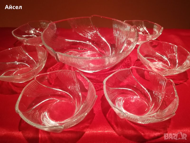 Комплект стъклени купи- 1 голяма и 6бр. малки, снимка 1