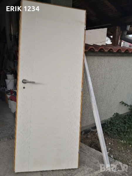 интериорна бяла врата. , снимка 1