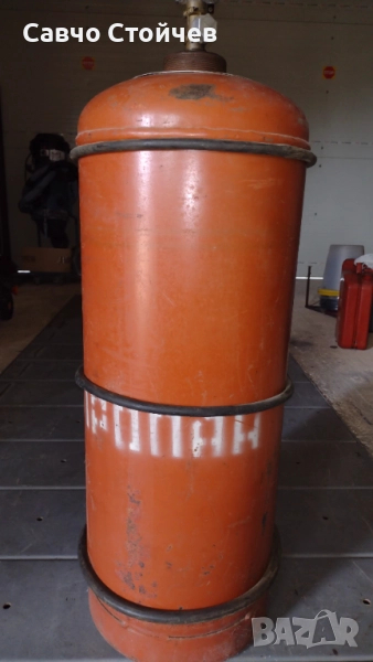 Газова бутилка тип " Пършинг" 50кг.  и малка туристическа 4 кг., снимка 1