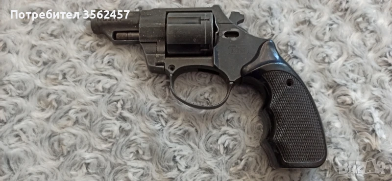 продавам останка от сигнално газов револвер, снимка 1
