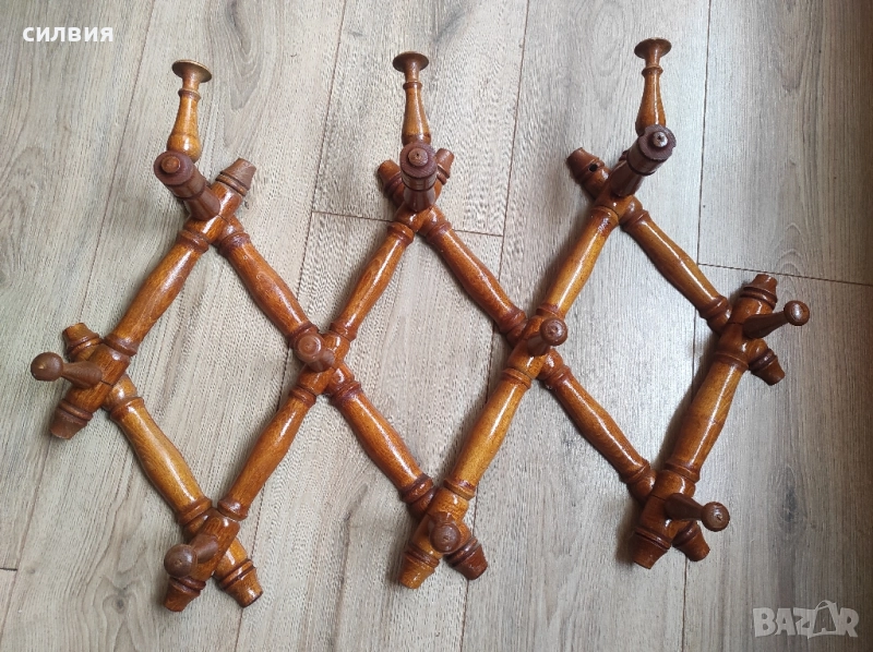 дървена закачалка , снимка 1
