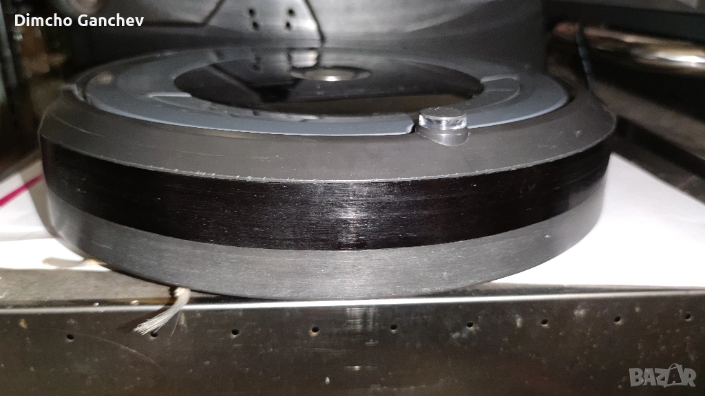 Прахосмукачка робот iRobot Roomba 681, снимка 1