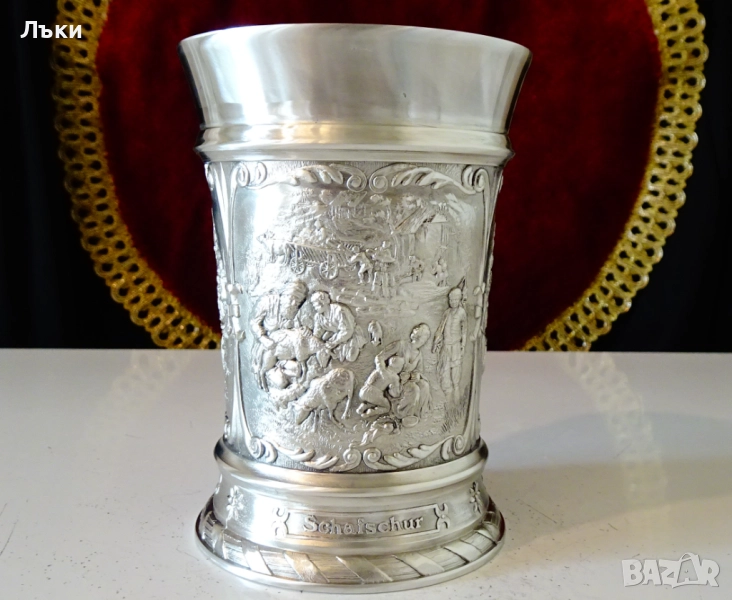 Калаена халба,чаша с Гроздобер,Дърводобив,Стригане на овце. , снимка 1