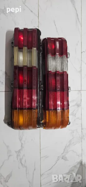 Два стопа за Mercedes 190, снимка 1