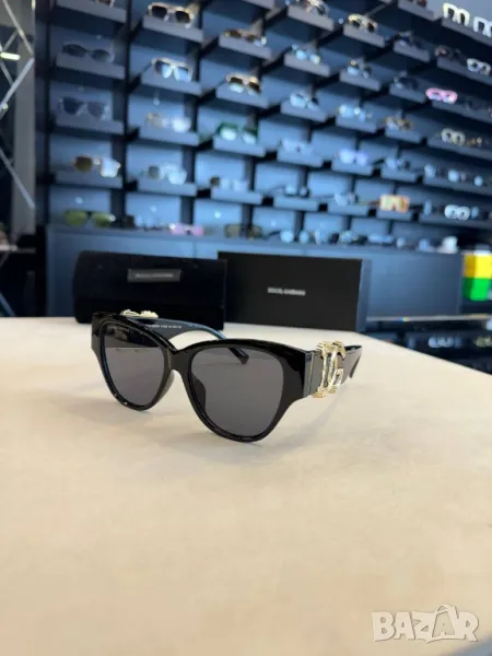 очила с калъф на марката dolce gabbana , снимка 1