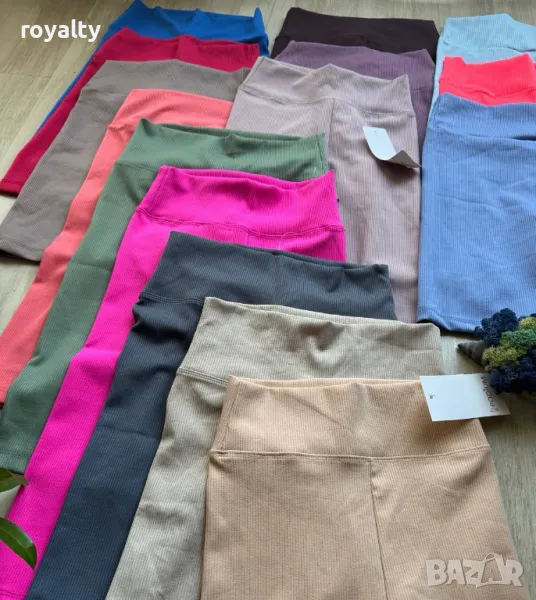 Къси клинове Различни цветове , снимка 1